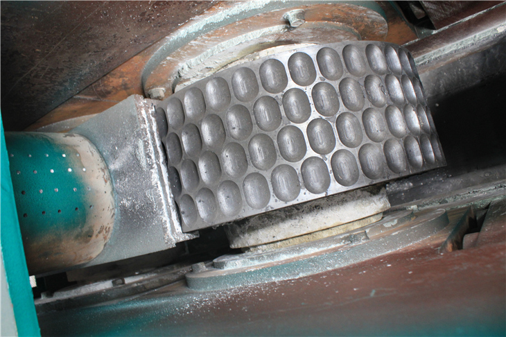 Lime Briquetting Machine